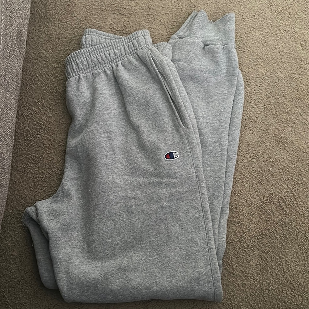women’s gray champion sweatpant joggers